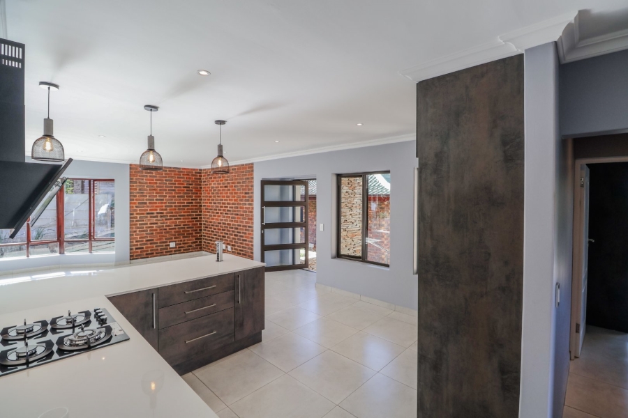 3 Bedroom Property for Sale in Groenvallei Western Cape